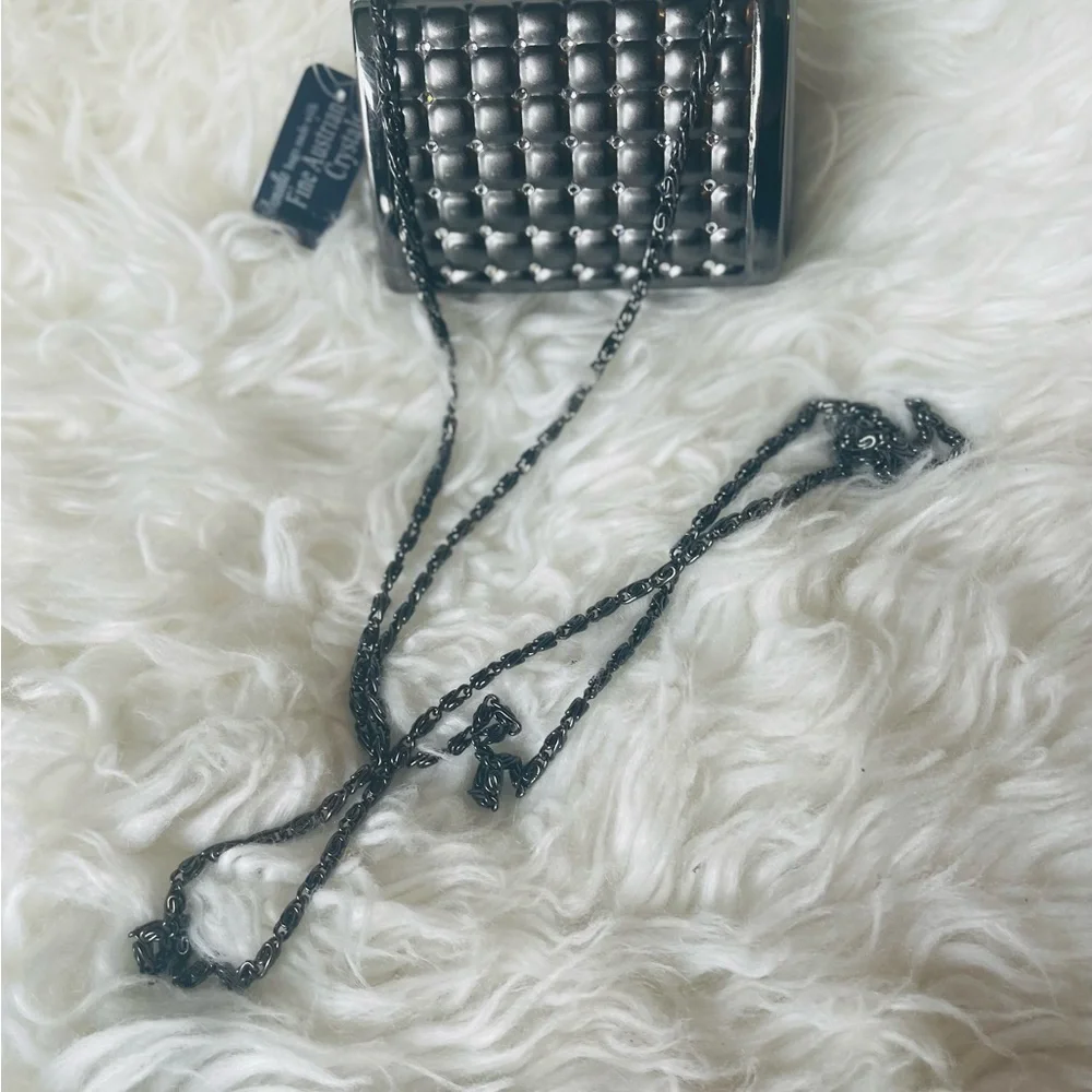 Daniella fine Austrian crystals hard shell evening bag
